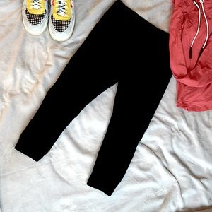 CVG Black Capri Athlete Armor leggings